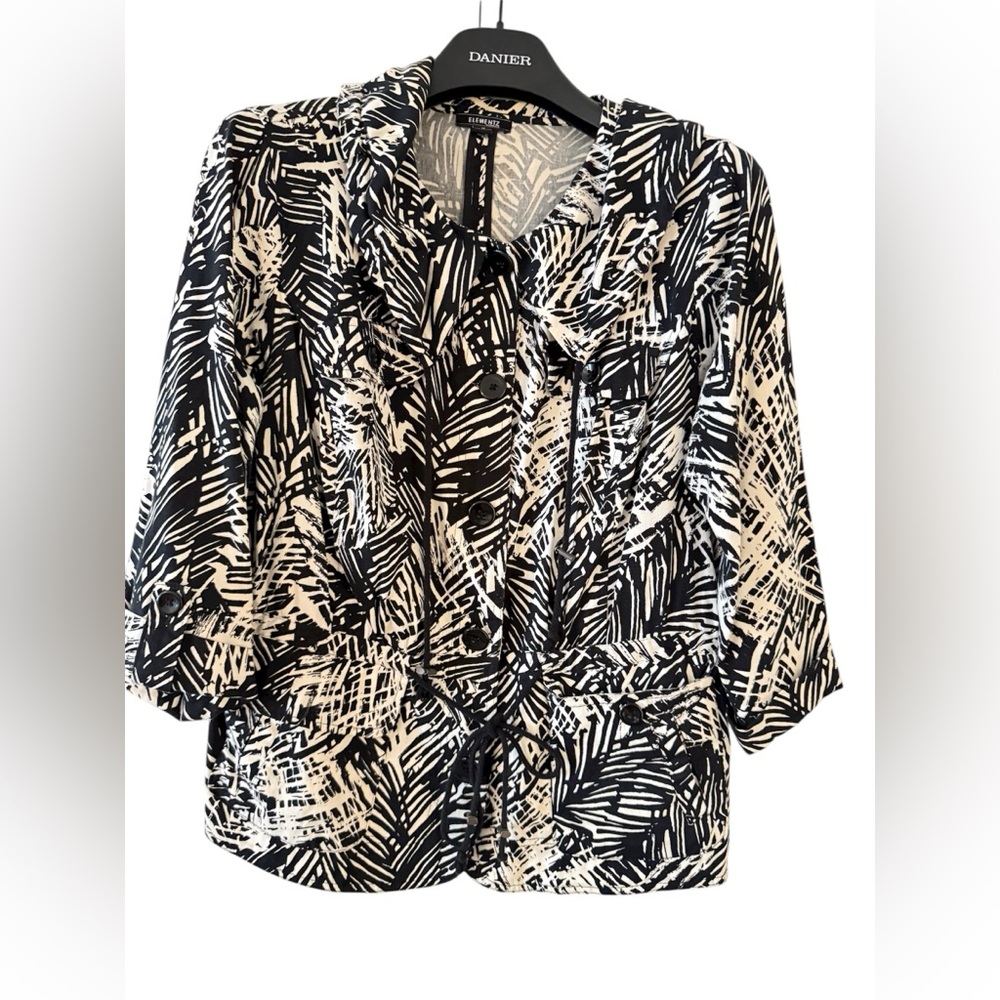 Elementz Black and White Abstract Blouse Sz 1X